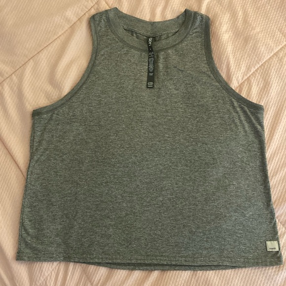 Vuori Tops - NWOT* Vuori Tank Top 💖